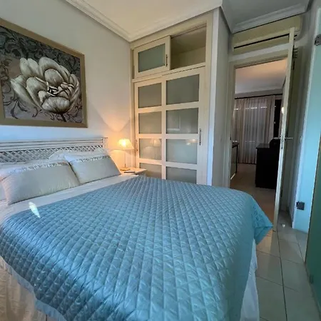 Cosy Three Bedroom In Holiday home Costa Adeje (Tenerife)